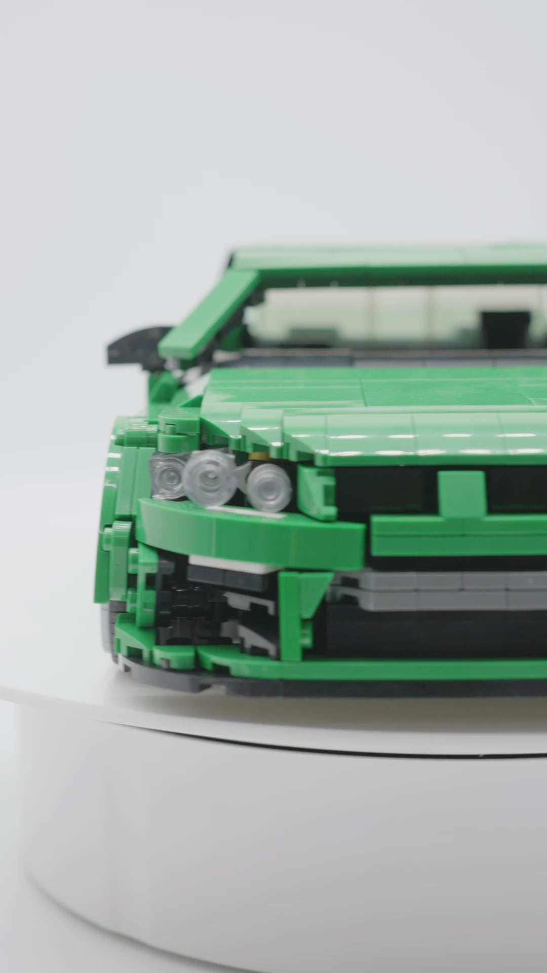 "Green Machine" Aussie V8 Ute Brick Model Kit